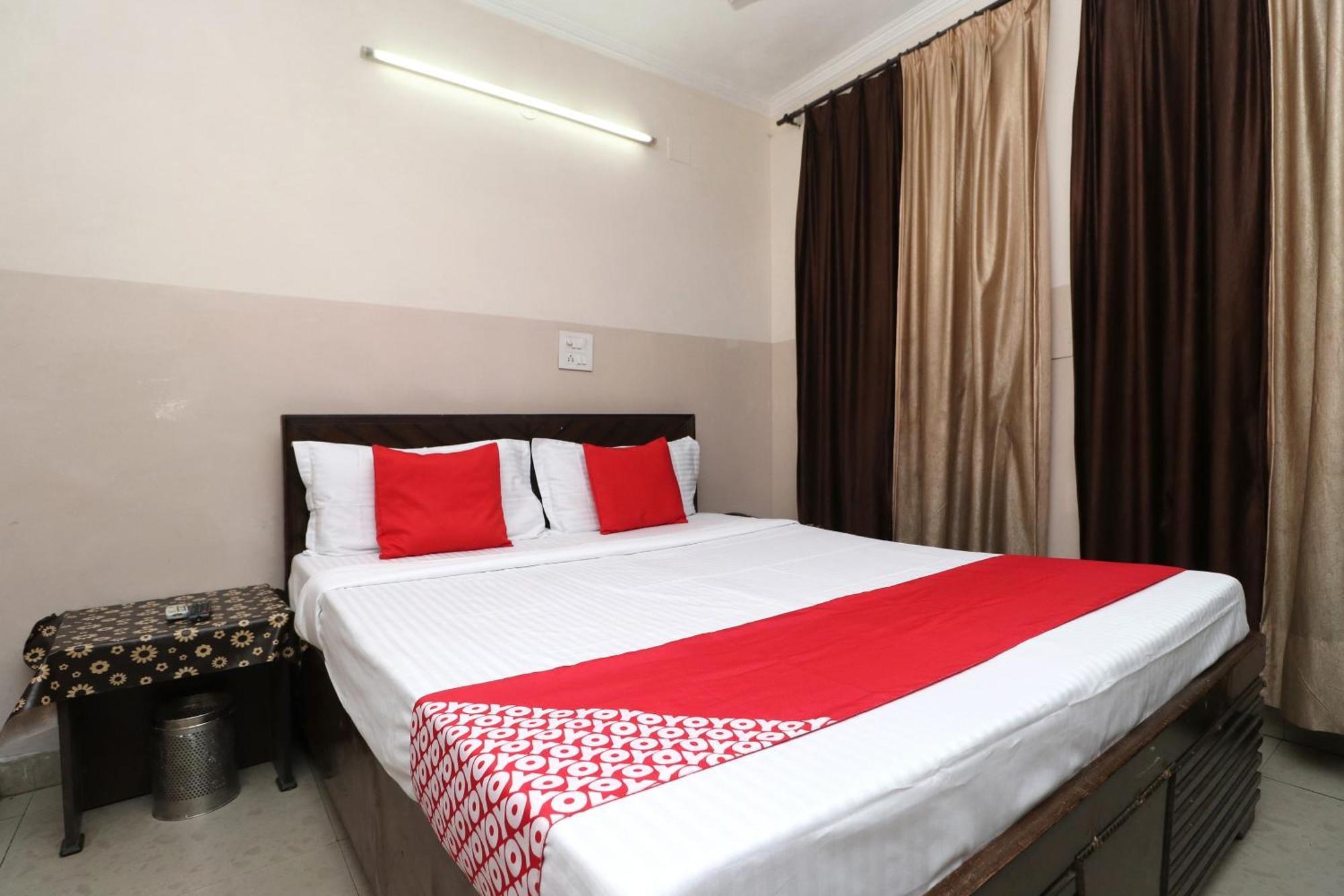 Hotel O Ashoka Residency Chandigarh Exterior photo