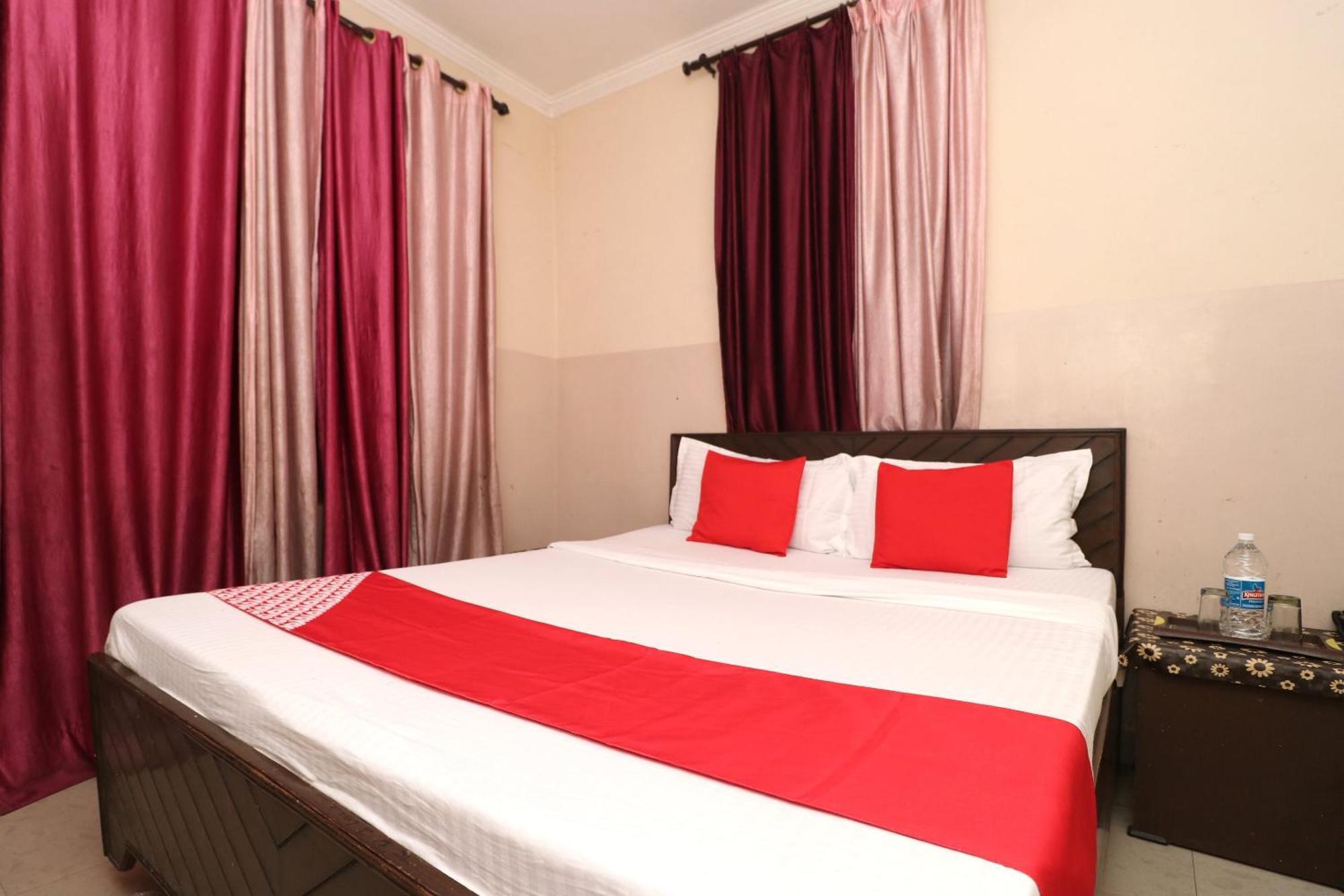 Hotel O Ashoka Residency Chandigarh Exterior photo